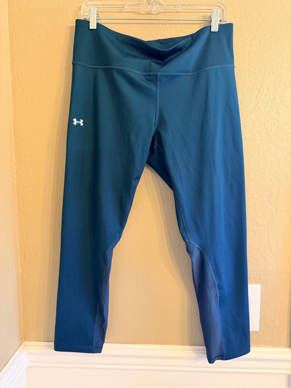 Under Armour Teal Athletic cropped Leggings